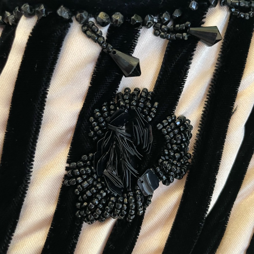 Stunning vintage satin gown - Picture 7 of 7